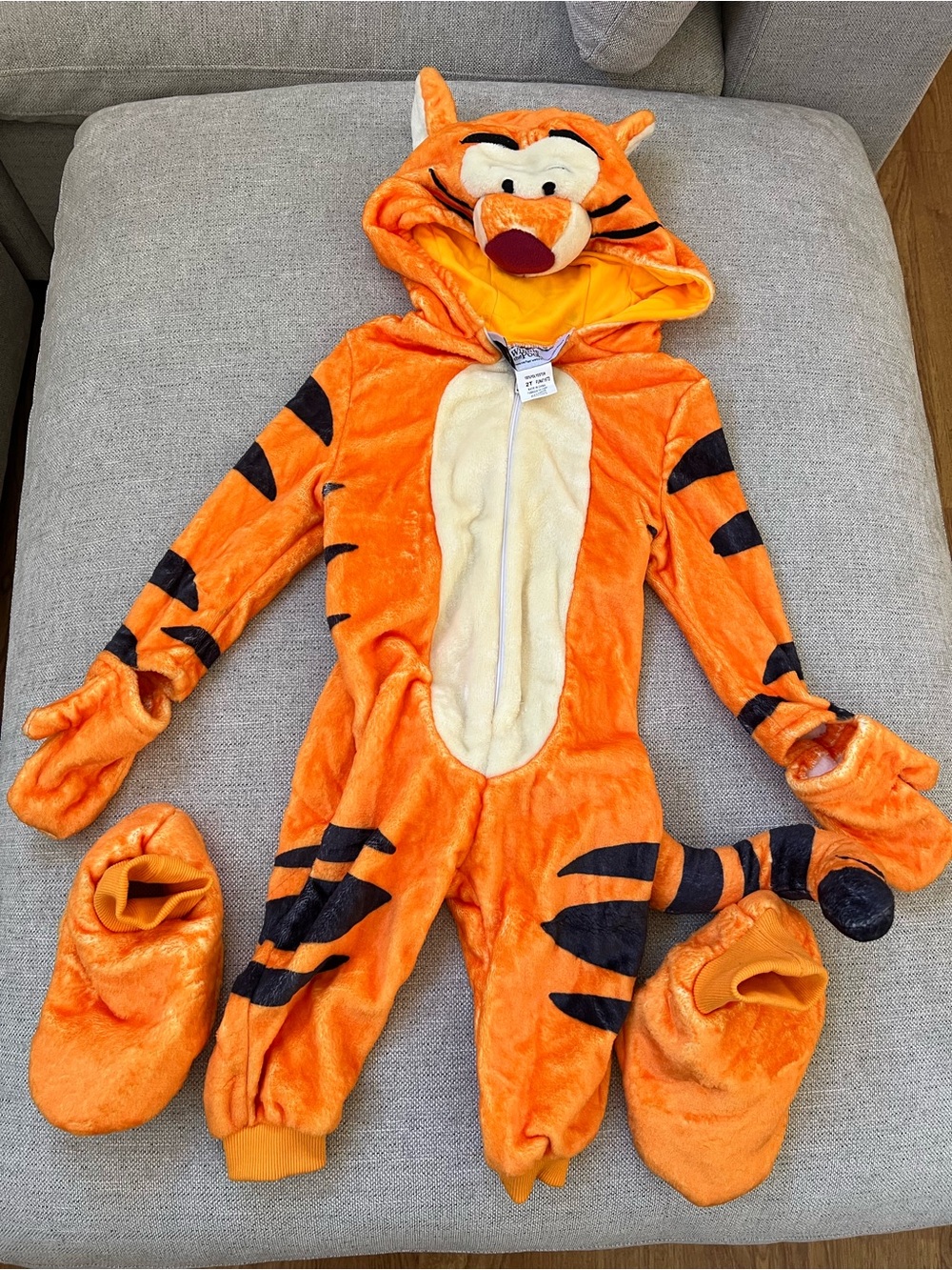 Disney Kid’s Tigger Halloween Costume